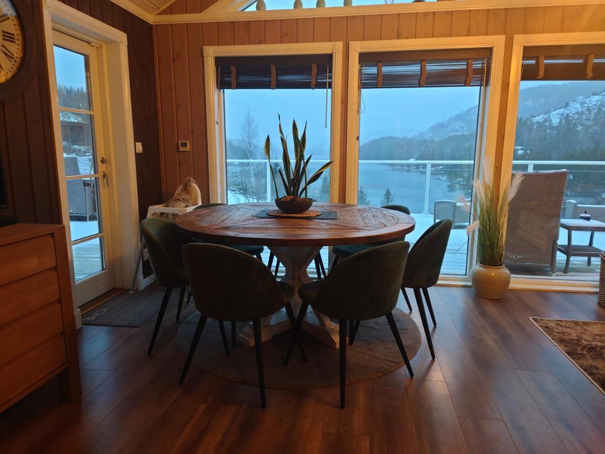 Panorama Cabin- Jacuzzi Available October 2025-May 2026 Lona Exterior photo
