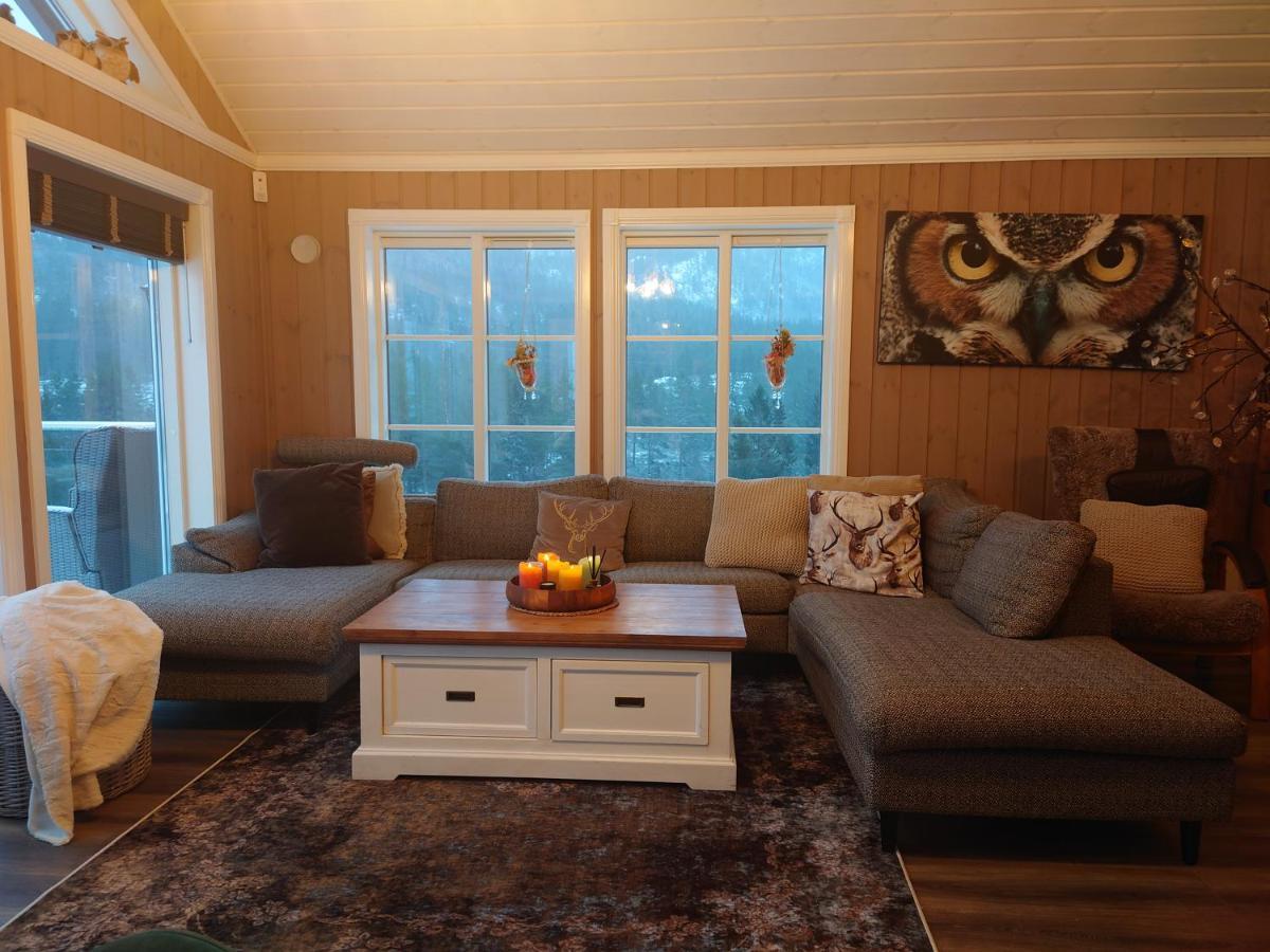 Panorama Cabin- Jacuzzi Available October 2025-May 2026 Lona Exterior photo